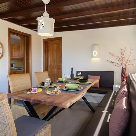 Hipoclub Villas, Aguamarina 30 * Playa Blanca