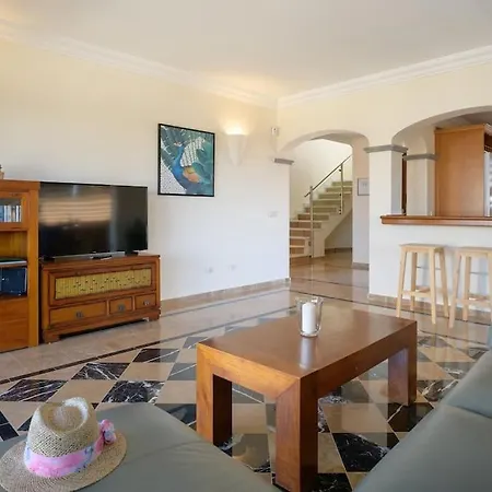 Villa Hipoclub Villas, Aguamarina 30 *